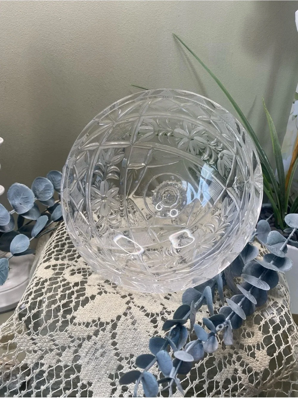 ✨ Vintage Cut Lead Crystal Footed Candy Dish ✨